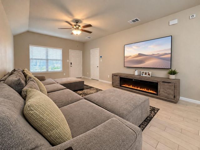 13313 Dalvay Beach Drive, Texas City, TX 77568