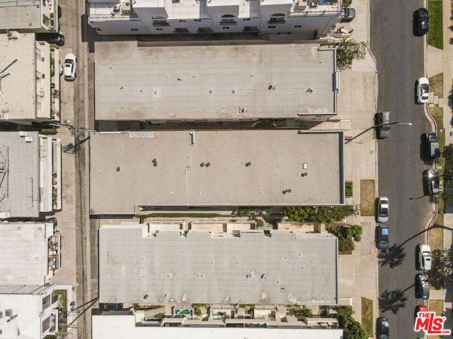 11733 Mayfield Avenue, Los Angeles, CA 90049