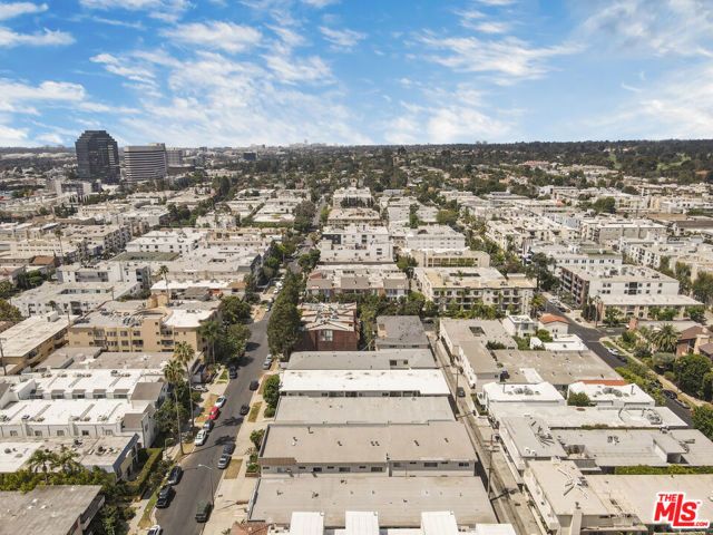 11733 Mayfield Avenue, Los Angeles, CA 90049