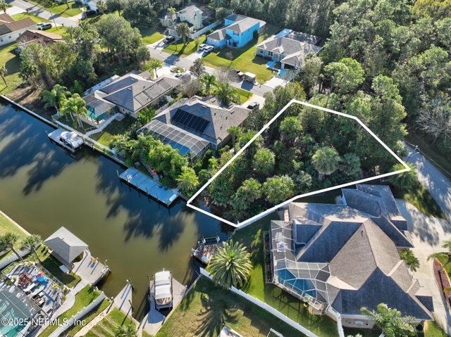 27 COLECHESTER Lane, Palm Coast, FL 32137