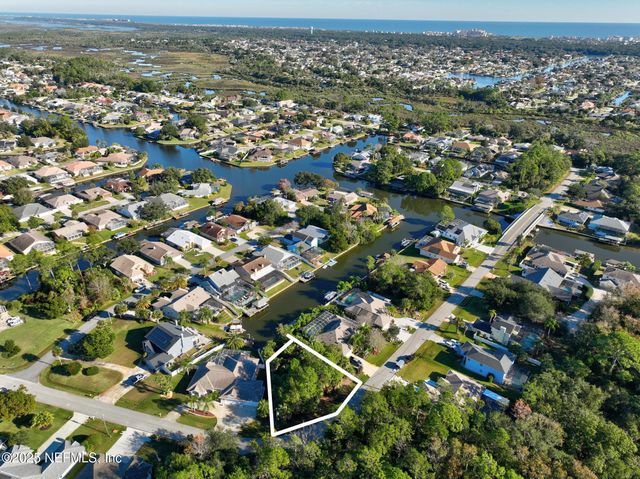 27 COLECHESTER Lane, Palm Coast, FL 32137