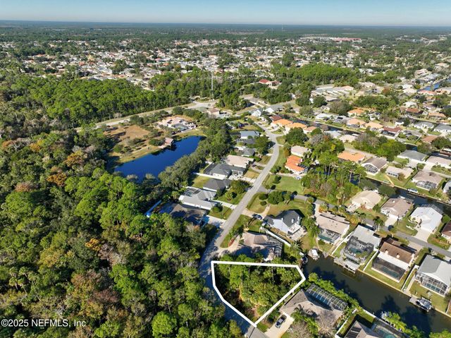 27 COLECHESTER Lane, Palm Coast, FL 32137