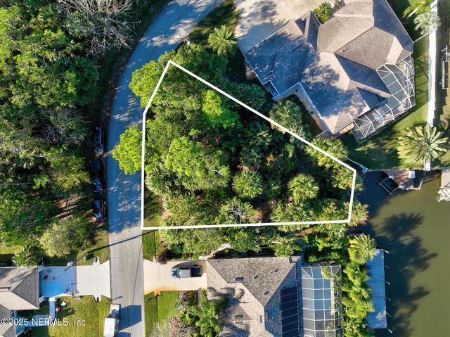 27 COLECHESTER Lane, Palm Coast, FL 32137