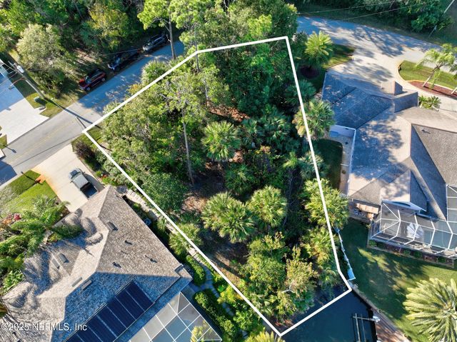 27 COLECHESTER Lane, Palm Coast, FL 32137