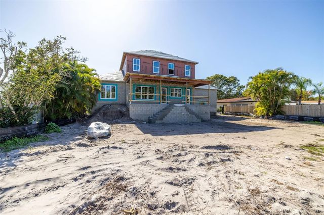 819 38TH AVENUE NE, St Petersburg, FL 33701