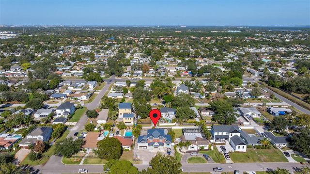 819 38TH AVENUE NE, St Petersburg, FL 33701