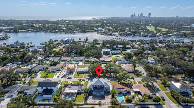 819 38TH AVENUE NE, St Petersburg, FL 33701