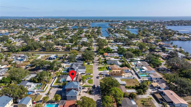 819 38TH AVENUE NE, St Petersburg, FL 33701