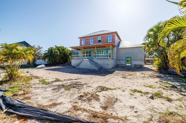 819 38TH AVENUE NE, St Petersburg, FL 33701