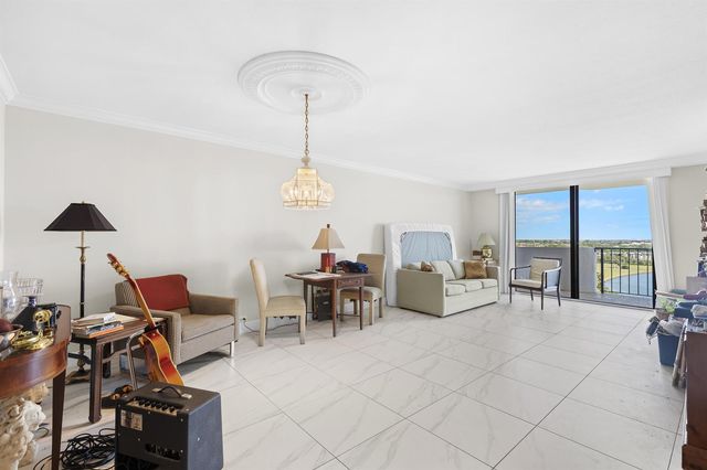 1208 MARINE Way 901, North Palm Beach, FL 33408