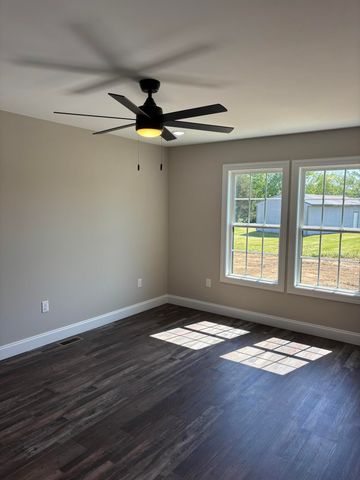 126 Sterlyn Drive, London, KY 40744