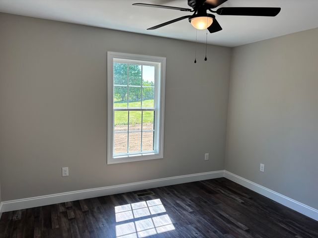 126 Sterlyn Drive, London, KY 40744