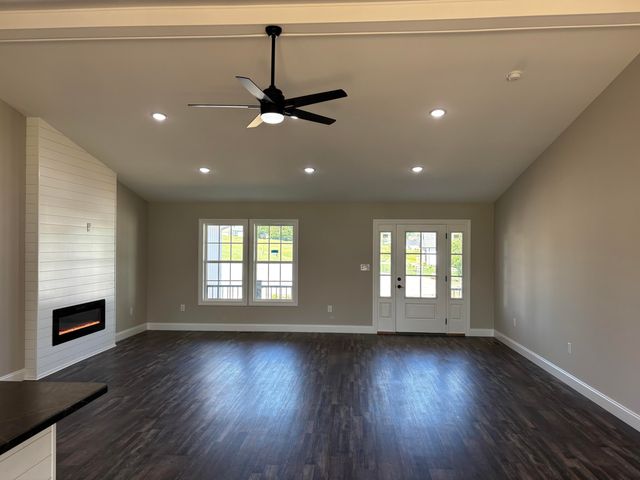 126 Sterlyn Drive, London, KY 40744