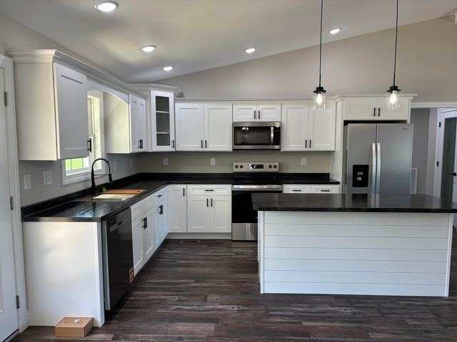 126 Sterlyn Drive, London, KY 40744