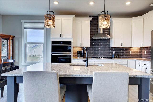 2138 Gambrel Lane, Marion Township, MI 48843