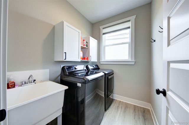 2138 Gambrel Lane, Marion Township, MI 48843