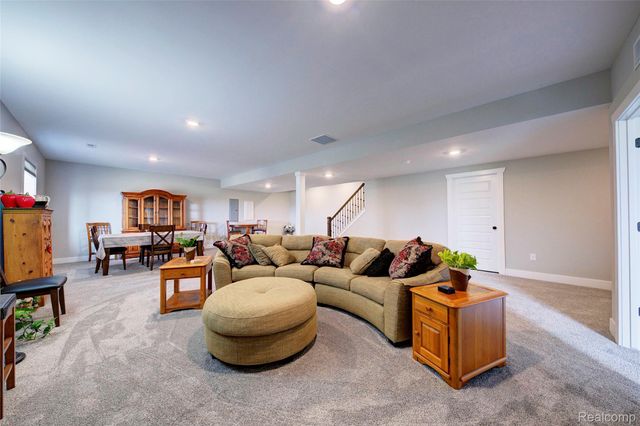 2138 Gambrel Lane, Marion Township, MI 48843