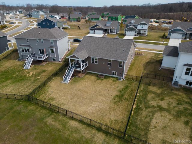 2138 Gambrel Lane, Marion Township, MI 48843