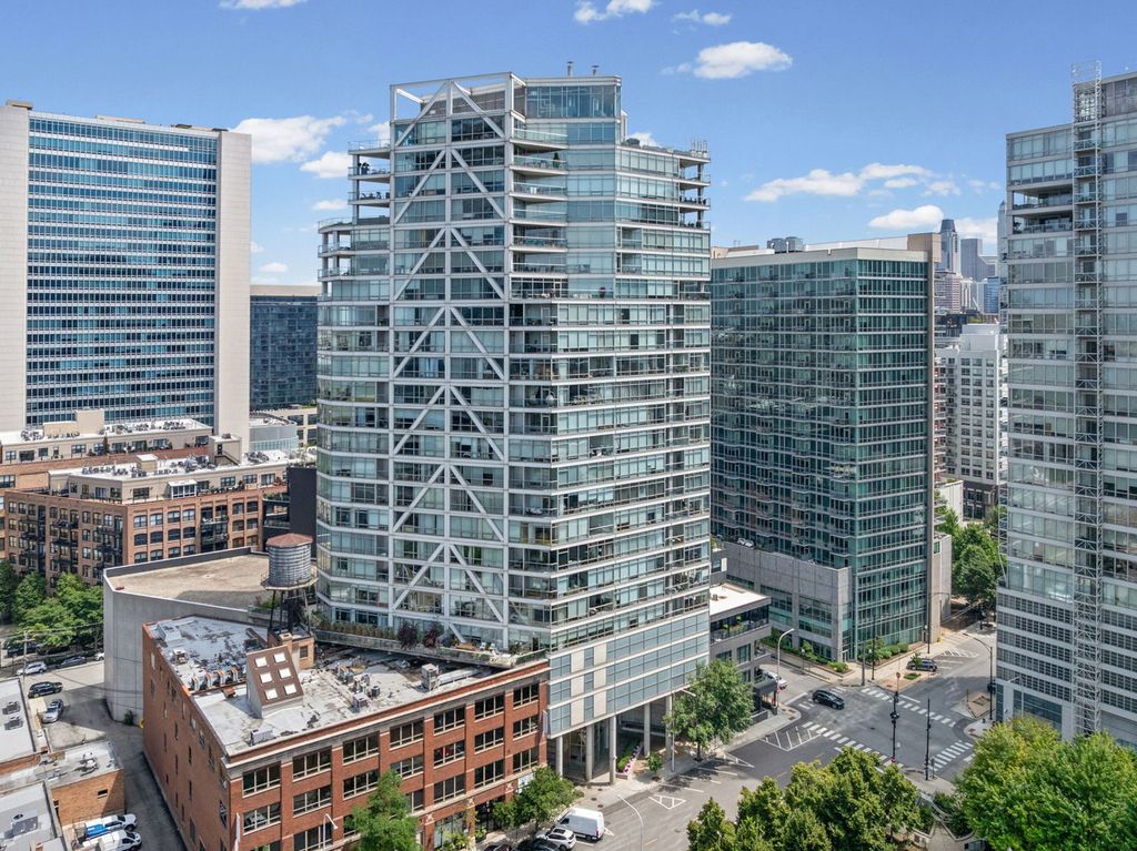 510 W Erie Street 1303, Chicago, IL 60654