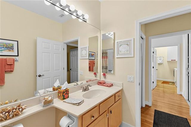 9121 Southmont CV 302, Fort Myers, FL 33908