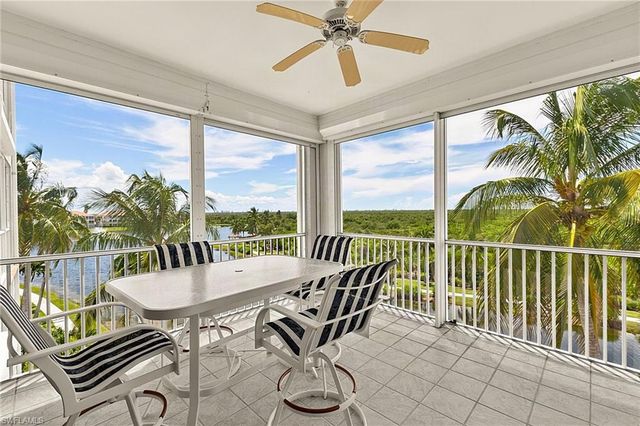 9121 Southmont CV 302, Fort Myers, FL 33908