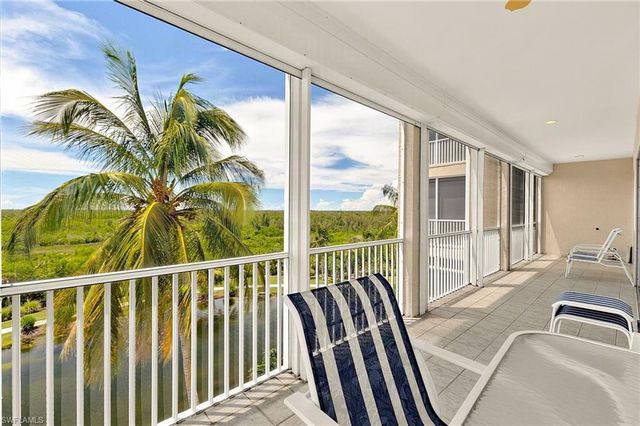 9121 Southmont CV 302, Fort Myers, FL 33908