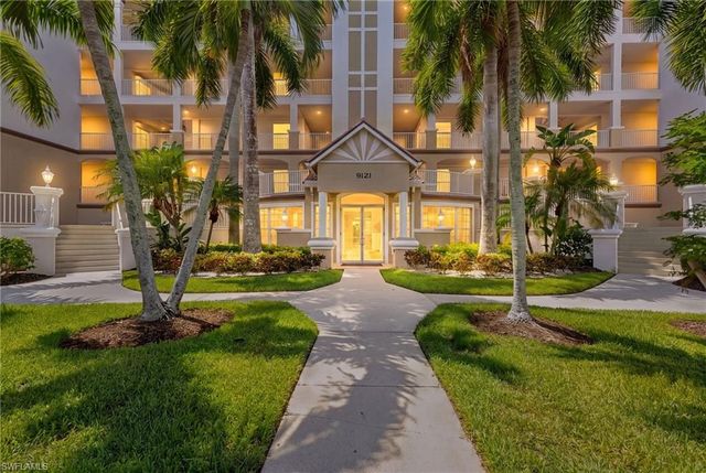 9121 Southmont CV 302, Fort Myers, FL 33908