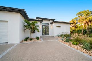 1420 FREEDOM LN, North Port, FL 34286
