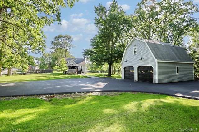 671 Route 211 W, Middletown, NY 10940