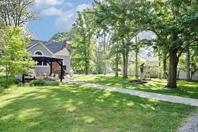 671 Route 211 W, Middletown, NY 10940