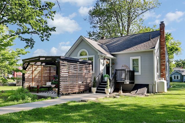 671 Route 211 W, Middletown, NY 10940