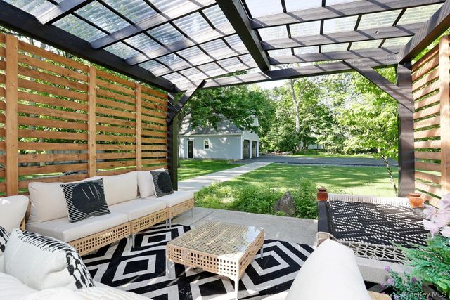 671 Route 211 W, Middletown, NY 10940
