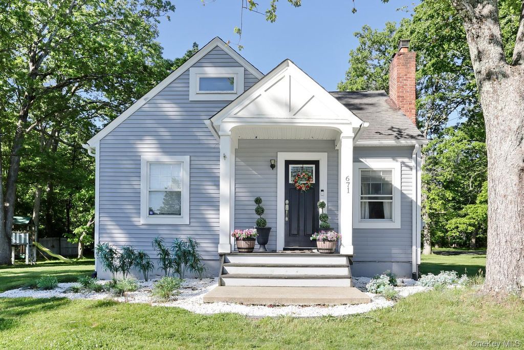 671 Route 211 W, Middletown, NY 10940