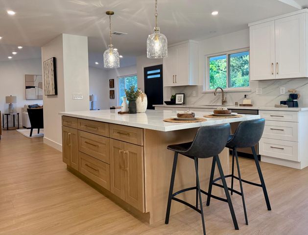 6901 Main Ave, Orangevale, CA 95662