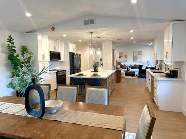 6901 Main Ave, Orangevale, CA 95662