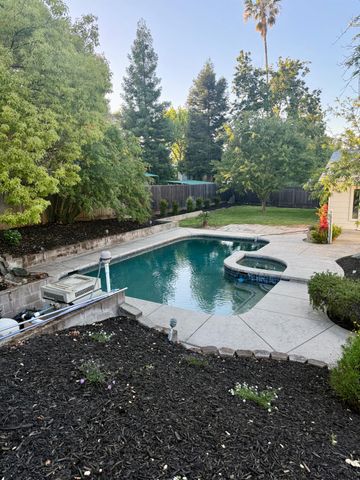 6901 Main Ave, Orangevale, CA 95662