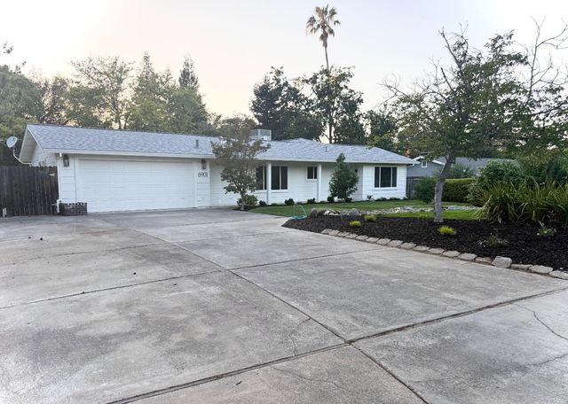 6901 Main Ave, Orangevale, CA 95662