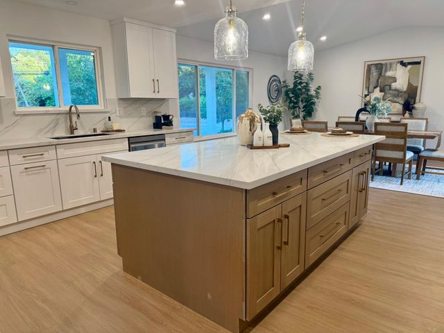 6901 Main Ave, Orangevale, CA 95662