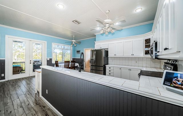 5127 Bay Boulevard, Port Richey, FL 34668