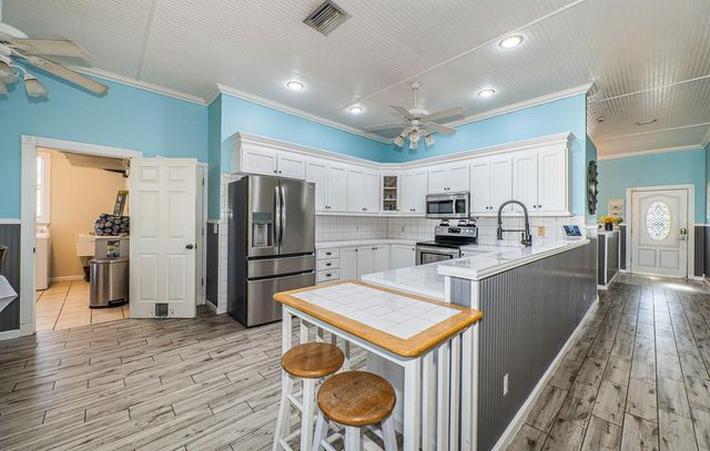 5127 Bay Boulevard, Port Richey, FL 34668