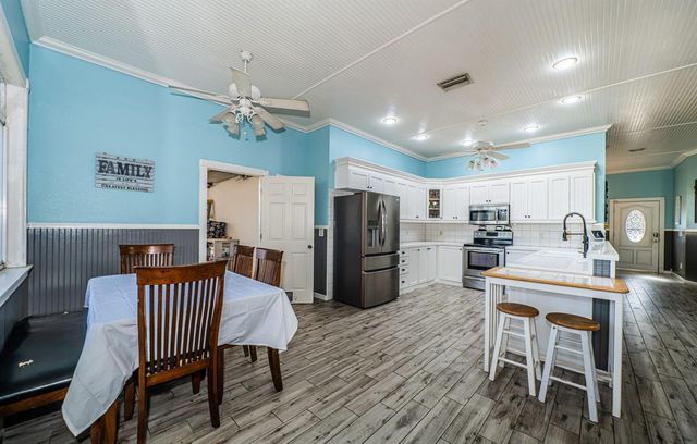 5127 Bay Boulevard, Port Richey, FL 34668
