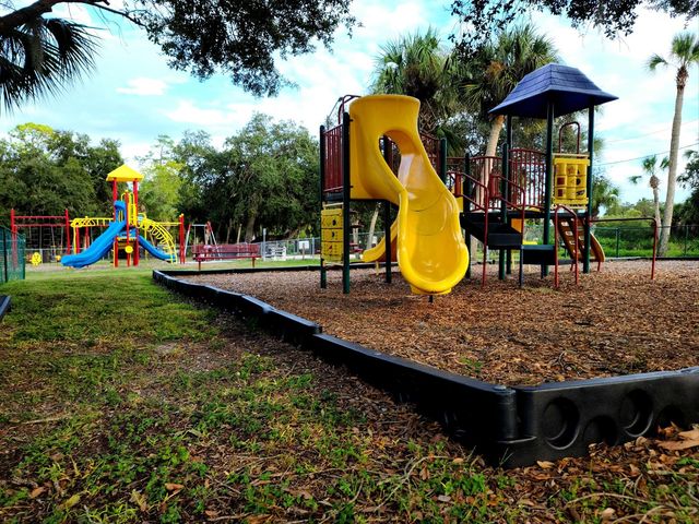 5127 Bay Boulevard, Port Richey, FL 34668