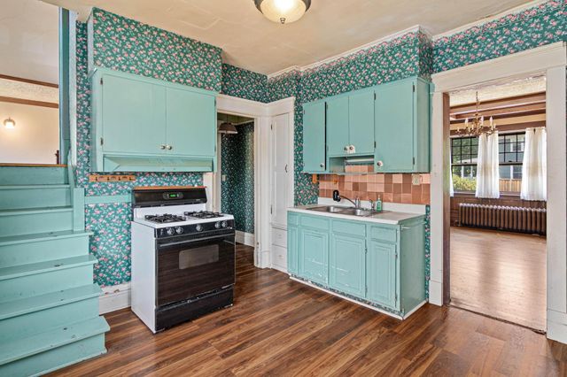1097 Lincoln Avenue, Saint Paul, MN 55105