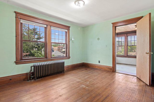 1097 Lincoln Avenue, Saint Paul, MN 55105