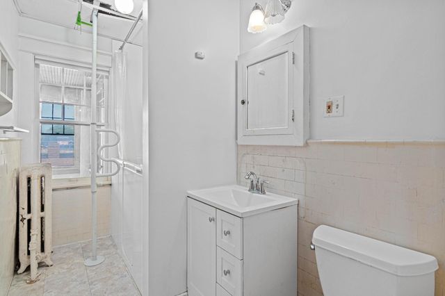 1097 Lincoln Avenue, Saint Paul, MN 55105