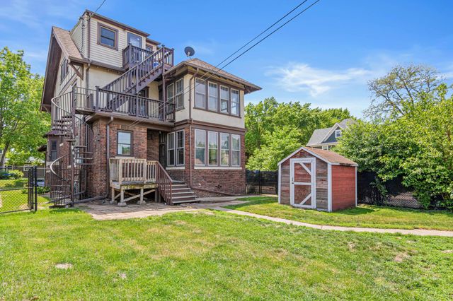 1097 Lincoln Avenue, Saint Paul, MN 55105