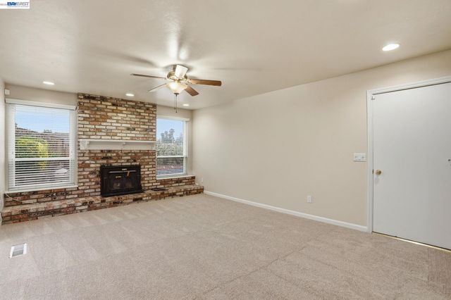 311 Huntington Dr, Antioch, CA 94509
