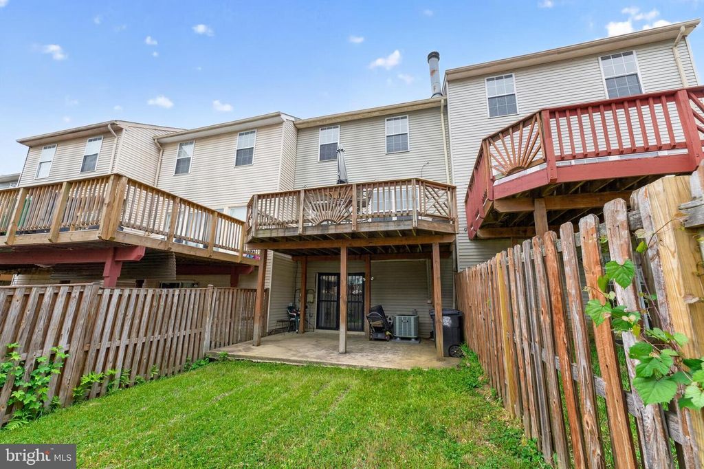 Image 31 of property listing at 20 JOYCETON WAY, Upper Marlboro, MD 20774