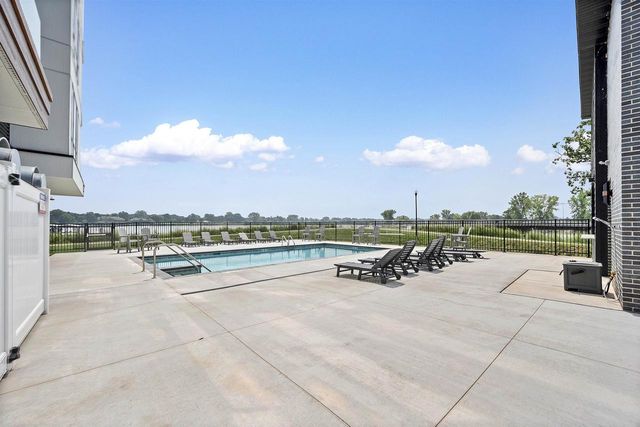 366 ALDON CIRCLE, Green Bay, WI 54304