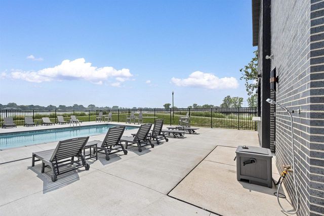 366 ALDON CIRCLE, Green Bay, WI 54304